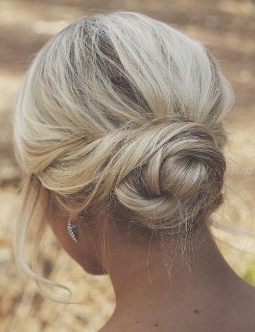 chignon bas sophistiqué 