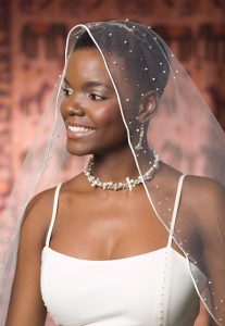 Voile mariée cheveux best sale courts