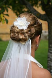 coiffure mariage voile bas